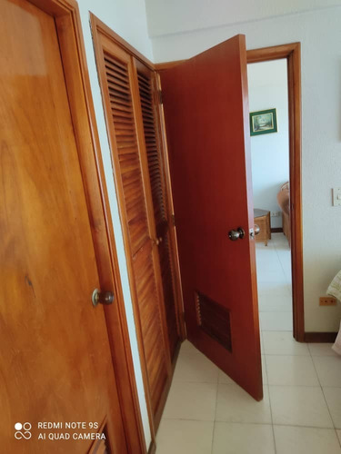 Imagen 9 de 10 de En Alquiler Por Temporadas, Apartamento Frente Al Mar Con Espectacular Vista- En Lecheria