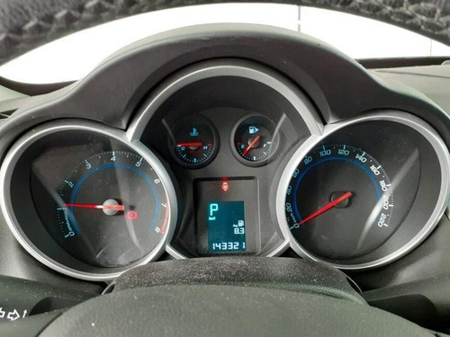 Imagem 7 de 13 de Cruze 1.8 Lt 16v Flex 4p Automático