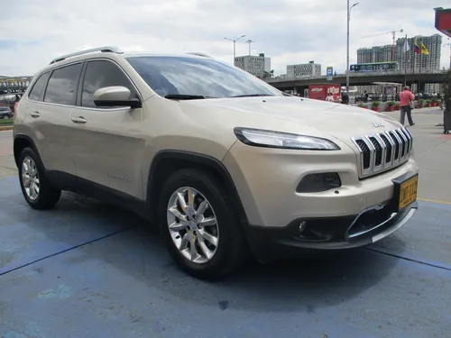 Jeep Cherokee Limited 3200cc At Aa