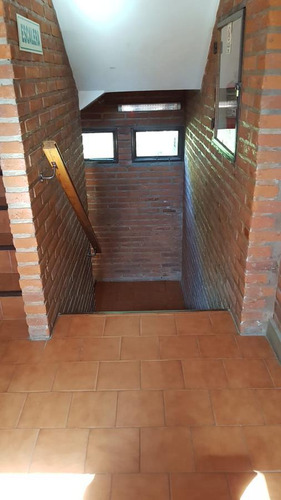Departamento En Venta - 2 Dormitorios 1 Baño 1 Cochera - 54mts2 - Tolosa