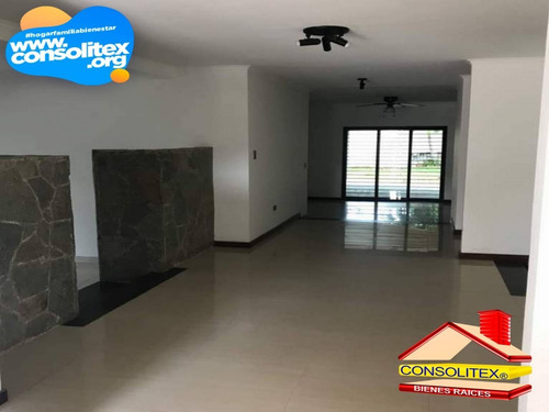 Imagen 2 de 13 de Q1049 Consolitex Vende Quinta En Altos De Guataparo