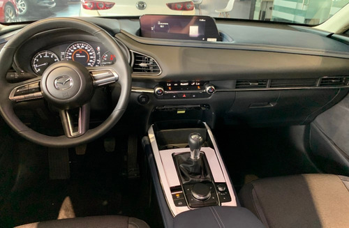 Imagen 2 de 13 de Mazda Cx30 Touring Mt 2.0l 4x2 Machine