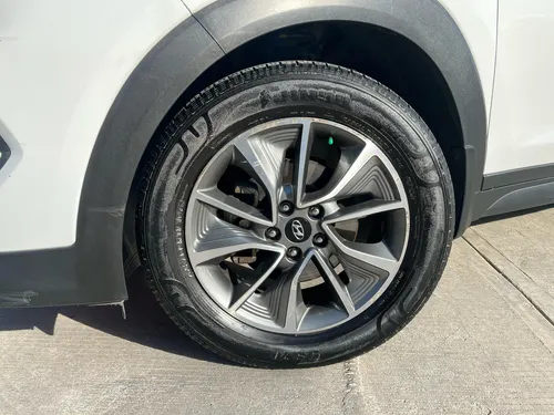 Hyundai Tucson 2.0 Advance 4X2