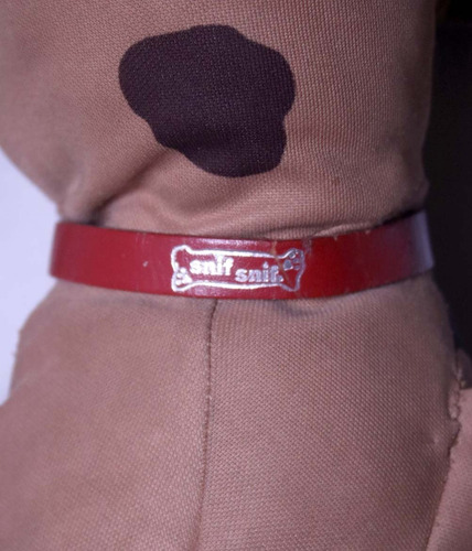 Pelucia Snif Snif Marrom Estrela Com Coleira Anos 80 50cm (Usado)