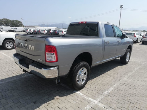 Ram 1500 Big Horm 4x4 3.6l