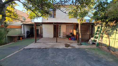 Gran Casa 4 Dorm, 2 Baños, Pasaje Cerrado, 200 M2, El Bosque