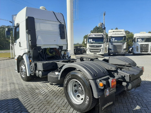 Imagem 5 de 10 de Volkswagen 19.330 4x2 2012 Vw 19330