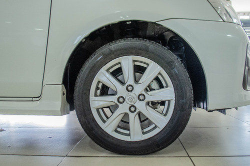 Imagen 18 de 25 de Toyota Etios Xls 2017