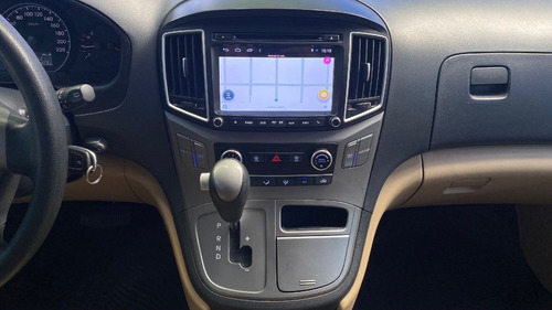 Hyundai H1 2.5 Premium 9 Asientos 2017 - Tute Cars Gustavo.