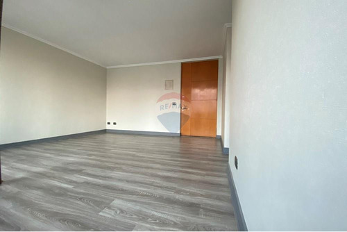 Departamento Luminoso Completamente Remodelado