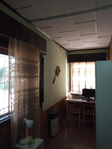 Casa En Padre Kreder 4052- Zona Residencial Oeste-esperanza