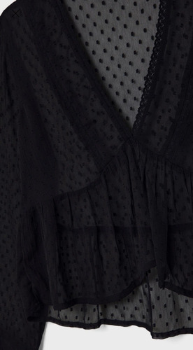 Camisa Sin Botones Stradivarius España. Plumeti