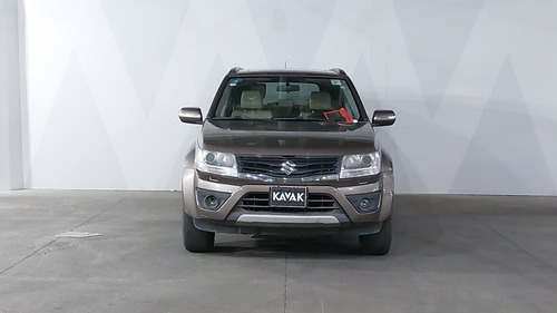 Suzuki Grand Vitara 2.4 L4 GLS AT 4WD