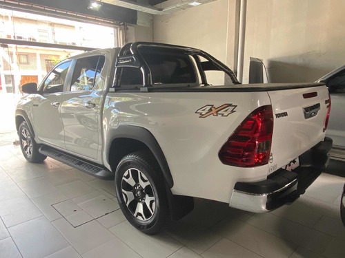 Toyota Hilux 2.8 Cd Srx 177cv 4x4 At 2020