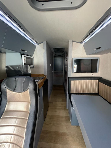 Imagen 6 de 15 de Motorhome Iveco 70 C17 Carrozado Unico .para Exigentes