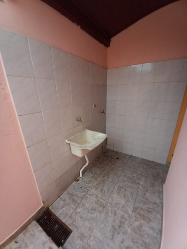 Imagem 5 de 12 de Casa Á Venda - Jardim São Luiz - Centro - Suzano/sp