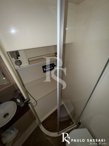 Lancha Intermarine 53 Ñ Ferretti / Schaefer Azimut