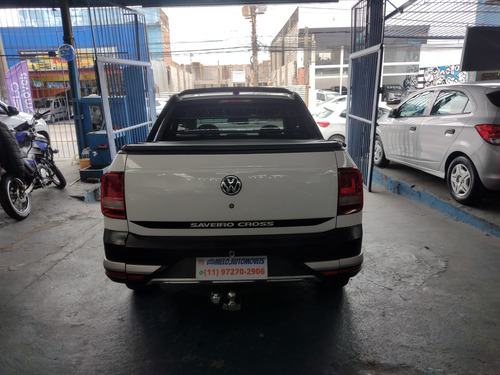 Volkswagen Saveiro 1.6 16v Cross Cab. Dupla Total Flex 2p