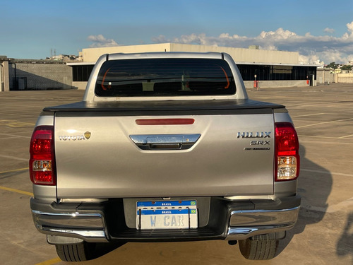 Toyota Hilux 2.8 SRX 4X4 CD 16V DIESEL 4P AUTOMÁTICO