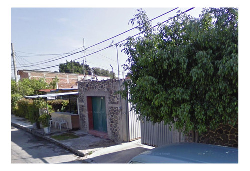 Imagen 2 de 11 de Casa De Remate Bancario - Calle Guillermo Prieto, Cuautlixco, Cuautla-mor