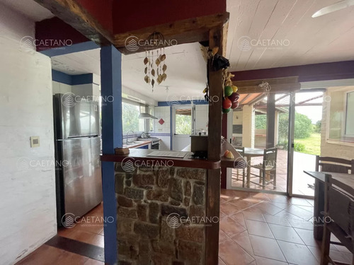 Venta Casa - 4 Dormitorios. Piriapolis - Bella Vista