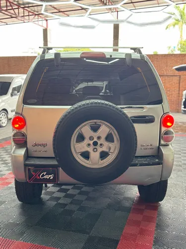 Jeep Liberty 2005 Automática