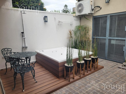 Imagen 8 de 30 de Casas De Estilo Moderno Y De Gran Categoría Constructiva . Bernal Centro