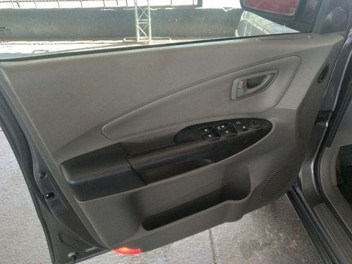 Imagem 14 de 15 de Hyundai Tucson 2017 2.0 Gls 4x2 Flex Aut. 5p
