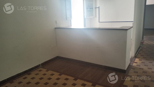 Apartamento - Palermo 2do Por Escalera, Baño Reciclado, Luminoso