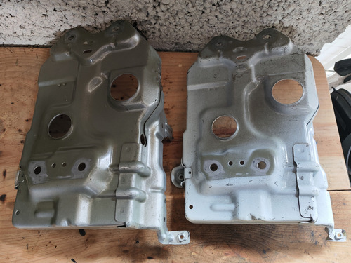 Base Porta Batería De Chevrolet Aveo 12 - 17 (Usado)