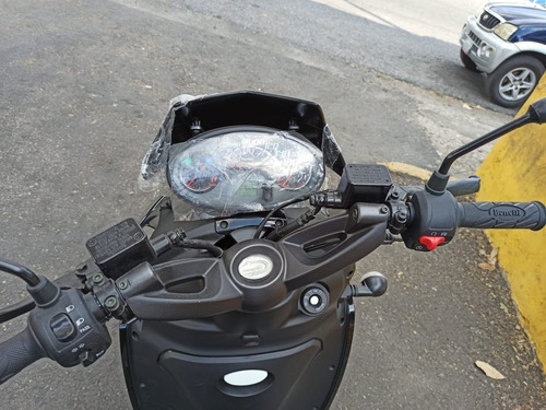 Imagen 5 de 6 de Benelli Macis
