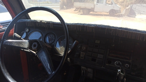 Imagem 3 de 12 de Scania 111s