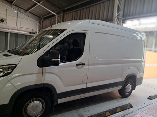 Maxus Deliver 9 2.0 Minibus L3h2 Mt Diesel 2023