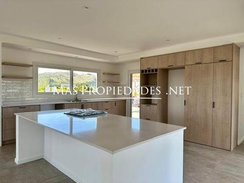 Casa En Venta En Tandil Barrio Altos Aires Golf