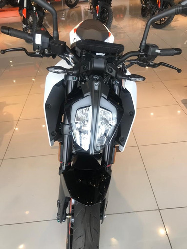 Imagen 5 de 18 de Ktm Duke 390