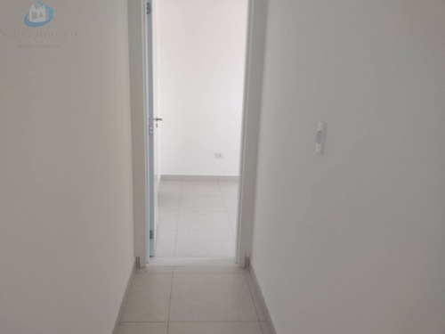Imagem 10 de 15 de Oportunidade!!! Apartamento 2 Dormitórios, Sendo 1 Suíte, 2 Vagas Privativas, Vista Livre. - Si1818