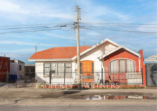 Casa Con Excelente Perfil Comercial, Inmobiliario ...