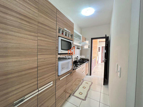 Imagem 25 de 30 de Casa De Esquina Com 2 Dormitórios No Fátima - V233