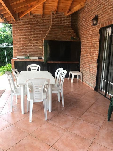 Excelente Casa Quinta Sobre Lisandro De La Torre - Tortuguitas -