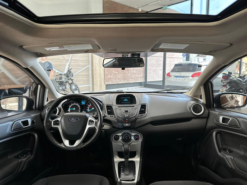 Ford Fiesta Kinetic 1.6 Se Plus Powershift 120cv