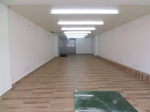 Imagem 3 de 26 de Loja Ampla 220 M² Área Util Sendo Térreo E 1° Andar Bem No Centro De São Vicente Exelente Para Lojas Grandes Ou Clinica Médica Ou Laboratório Médico E Ou Também Serve Para Cartorio Situado Em Rua De