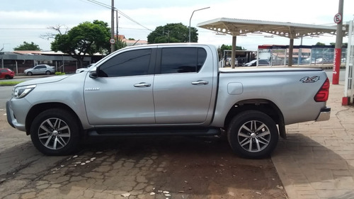 Toyota / Hilux Cd Srx 4x4