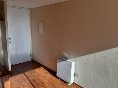 Imagen 2 de 9 de Oportunidad Hermoso Depto 1 D 1 B En Santa Isabel, Santiago