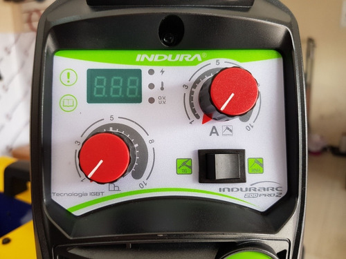 Imagen 4 de 6 de Soldadora Indura Inverter 200 Pro 110 Y 220 Voltios
