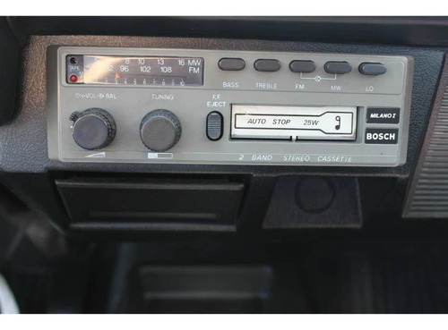 Imagem 10 de 15 de Volkswagen Gol Bx