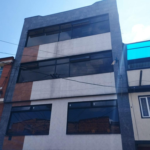 Local En Arriendo En Bogotá Boyacá. Cod 104582