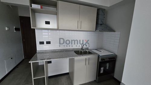 Venta De Departamento A Estrenar Con Vista Al Lago