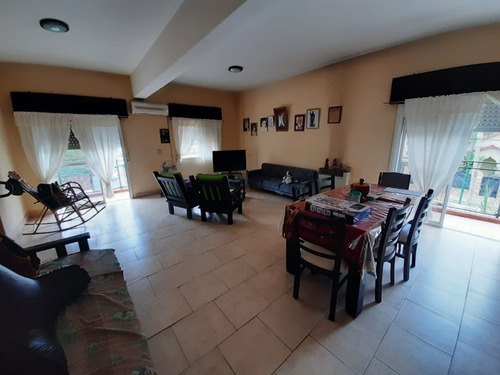 Imagen 2 de 13 de Departamento En Venta En Ituzaingo Norte