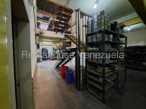 Edificio En Venta En Av Miranda Maracay Excelente Ubicacion 3 Niveles Deposito Areas Oficinas Ascensor De Carga Y Mas Alto Trafico Estef 25-12253