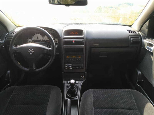 Imagem 8 de 10 de Chevrolet Astra Hb 4p Advantage 2011